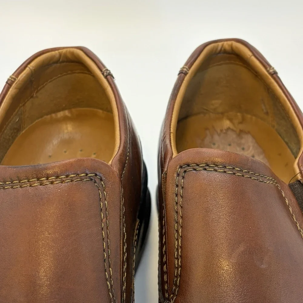 Clarks Mens Brown Leather Slip On Loafers/Casual/Career/Shoes/26068035